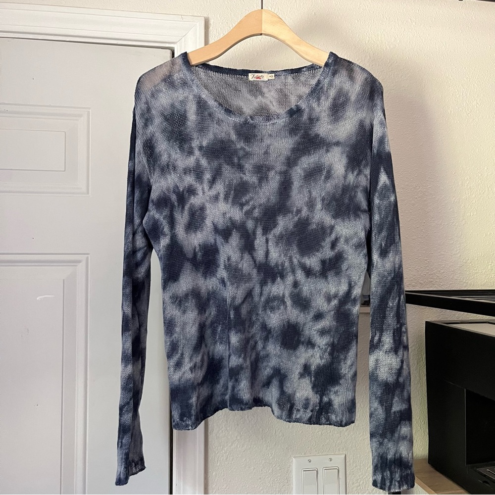 FAHERTY blue white tie dye linen open knit scoop neck long sleeve pullover top